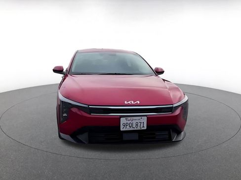 Used 2025 Kia K4 LXS image 11