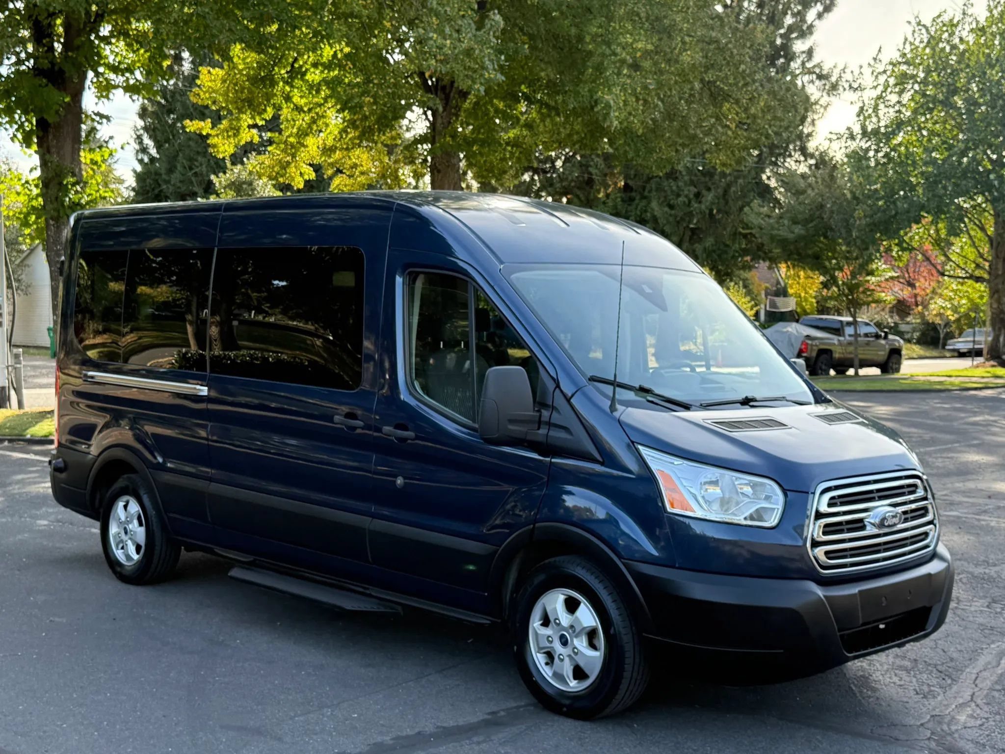 Used 2019 Ford Transit 350 XLT RWD image 8