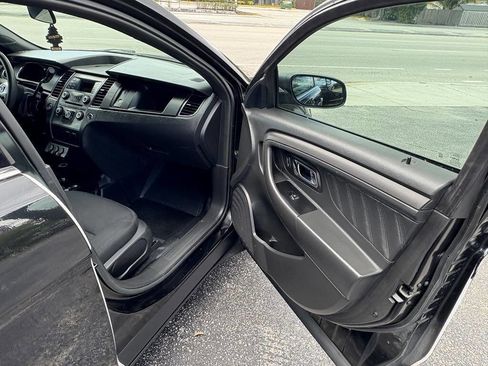 Used 2015 Ford Taurus Police Interceptor AWD image 15