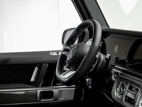Used 2025 Mercedes-Benz G 63 AMG 4MATIC image 12
