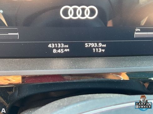Used 2022 Audi e-tron Premium AWD/4WD image 11