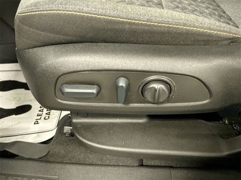 Used 2022 Chevrolet Equinox LT image 10