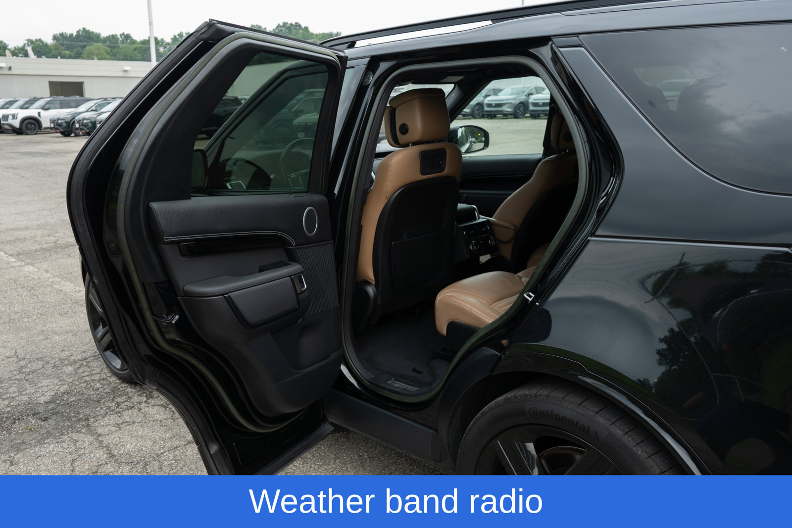 Used 2023 Land Rover Discovery HSE R-Dynamic AWD/4WD image 33
