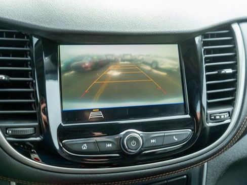 Used 2020 Chevrolet Trax LT image 23