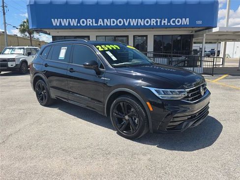 Used 2023 Volkswagen Tiguan SE R-Line FWD image 1