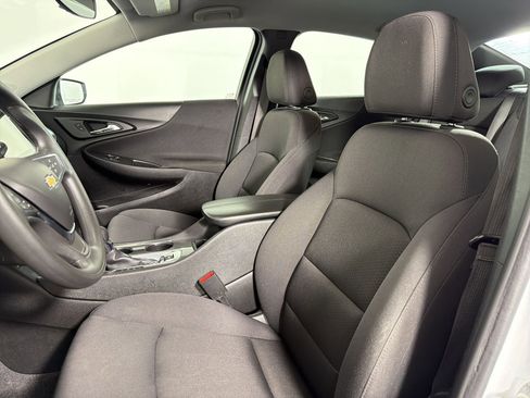 Used 2024 Chevrolet Malibu LT FWD image 4