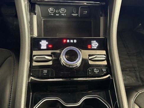 Used 2022 Jeep Grand Cherokee Trailhawk w/ Luxury Tech Group III image 14