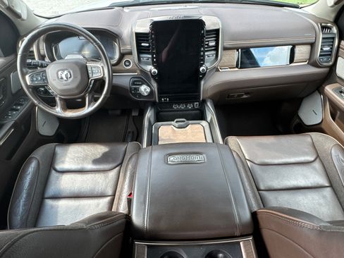 Used 2025 RAM 1500 Limited AWD/4WD image 21