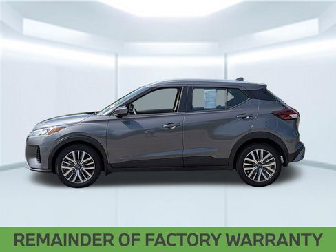 Used 2024 Nissan Kicks SV FWD image 2