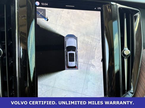 Certified 2023 Volvo XC60 B5 Plus w/ Climate Package AWD/4WD image 23