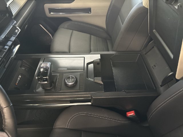 Certified 2026 GMC Hummer EV SUV AWD/4WD image 26