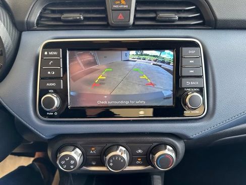 Used 2025 Nissan Versa SV FWD image 20