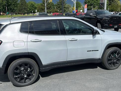 New 2026 Jeep Compass Latitude AWD/4WD image 4