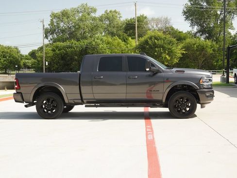 Used 2022 RAM 3500 Laramie w/ Night Edition AWD/4WD image 6