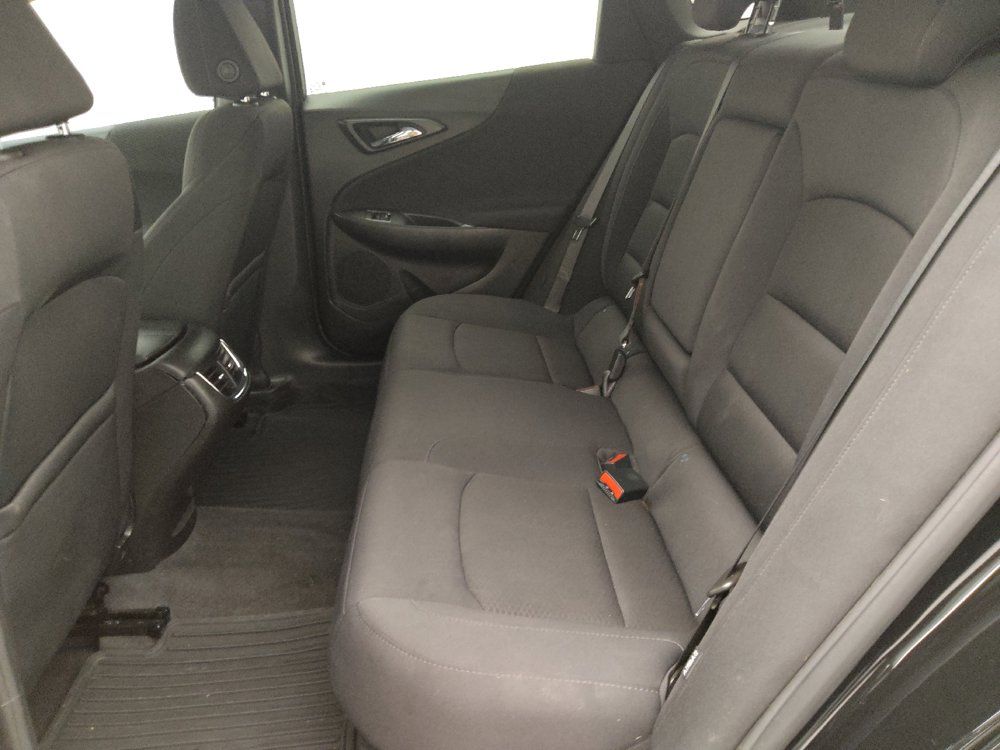 Used 2022 Chevrolet Malibu LT FWD image 18