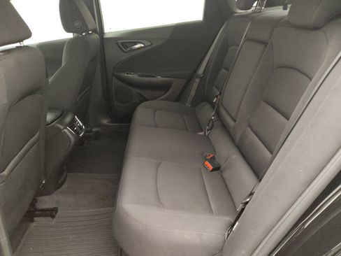 Used 2022 Chevrolet Malibu LT FWD image 18