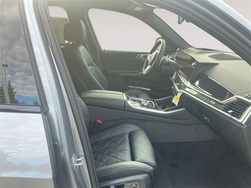 New 2026 BMW X5 xDrive40i w/ M Sport Package image 15
