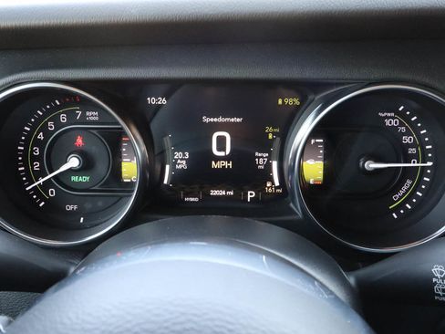 Used 2021 Jeep Wrangler Unlimited Sahara w/ Cold Weather Group AWD/4WD image 36