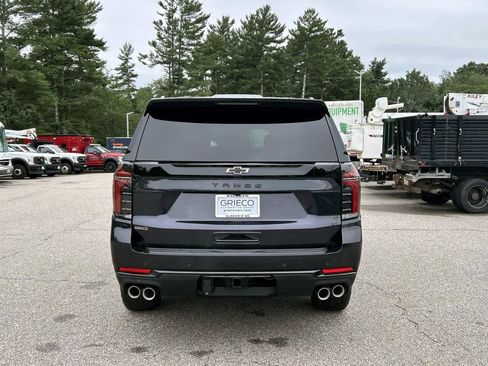 Used 2025 Chevrolet Tahoe Z71 AWD/4WD image 4