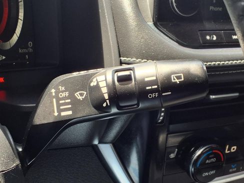 Used 2021 Nissan Rogue Platinum FWD image 25