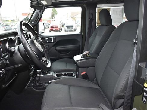 Used 2022 Jeep Wrangler Sport image 10