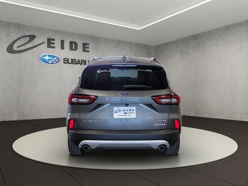 Used 2025 Ford Escape Platinum AWD/4WD image 6