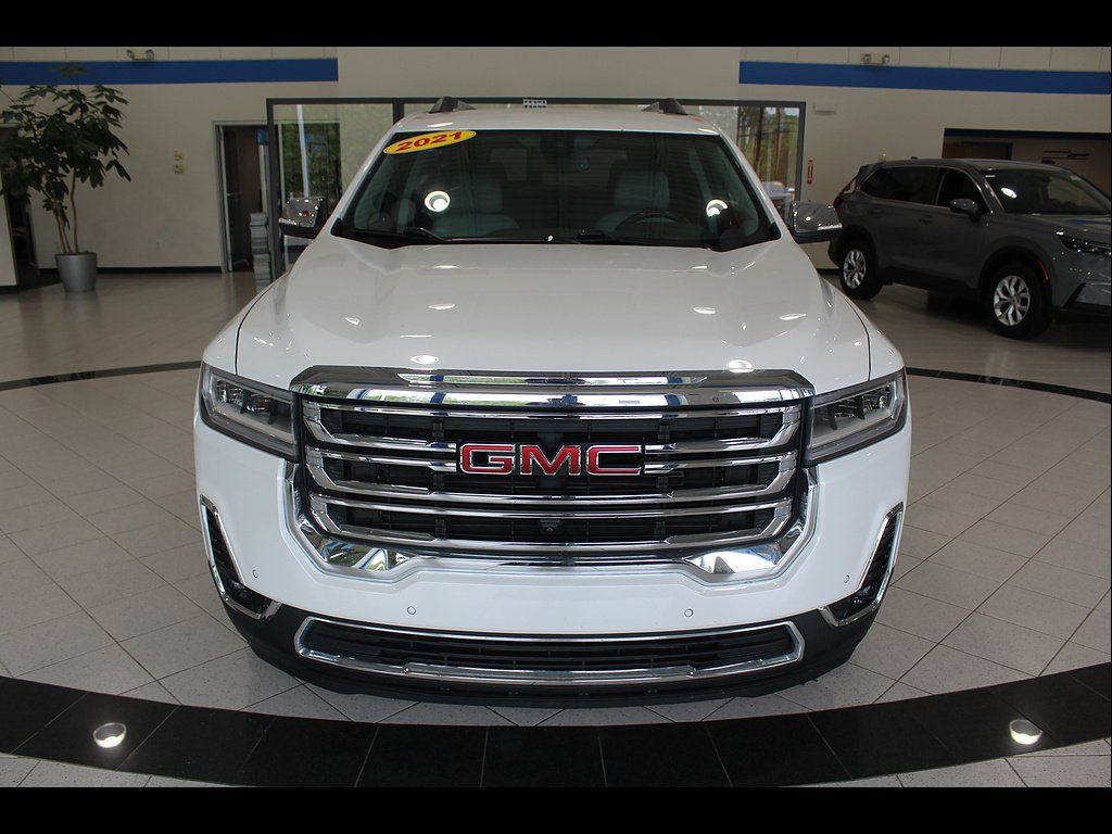 Used 2021 GMC Acadia SLT w/ Premium Package FWD image 2