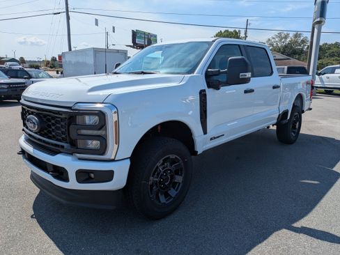 New 2026 Ford F250 XL w/ STX Appearance Package AWD/4WD image 7