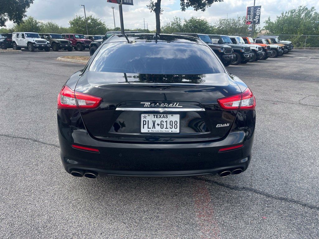 Used 2018 Maserati Ghibli RWD image 6