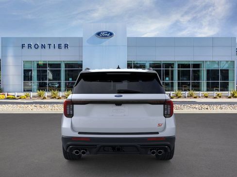 New 2026 Ford Explorer ST image 5