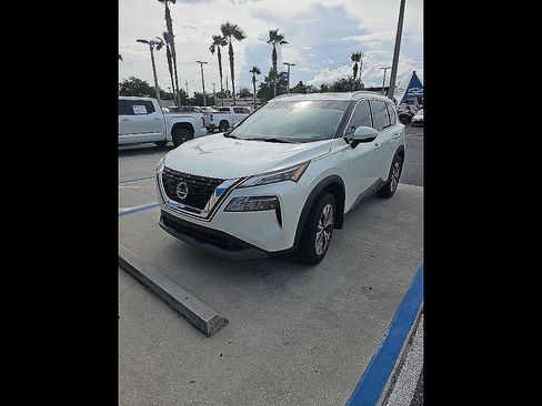 Used 2021 Nissan Rogue SV w/ Premium Package FWD image 44