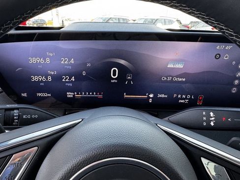 Used 2025 Buick Enclave Preferred image 18