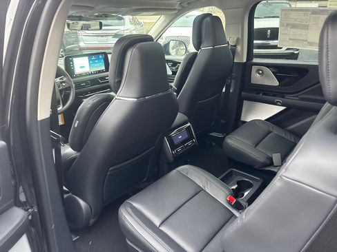 New 2026 Lincoln Aviator Reserve AWD/4WD image 27