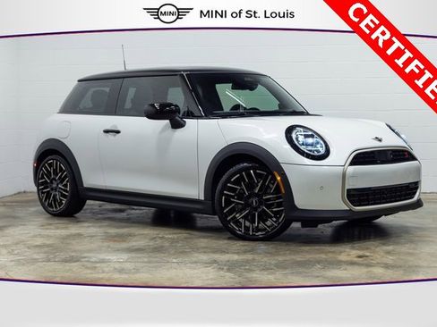 Certified 2025 MINI Cooper S image 1