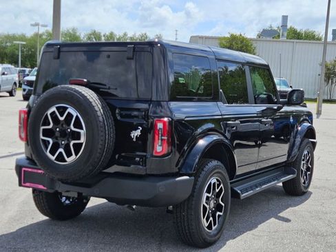 New 2026 Ford Bronco Outer Banks AWD/4WD image 2