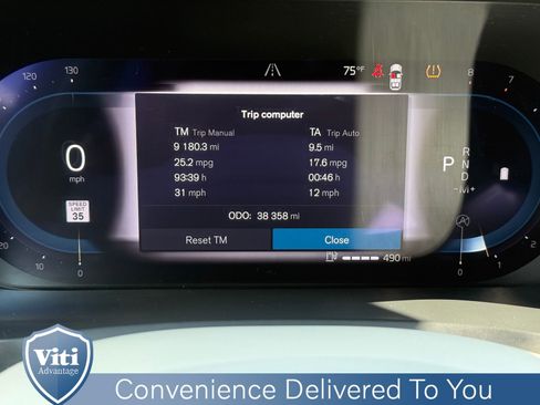 Certified 2023 Volvo XC90 B5 Plus AWD/4WD image 33