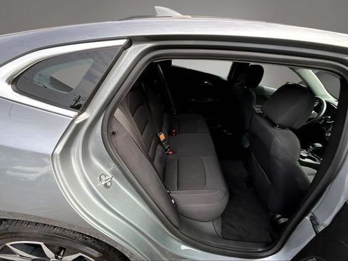 Used 2024 Chevrolet Malibu RS FWD image 25
