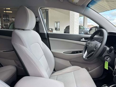 Used 2021 Hyundai Tucson SE image 10