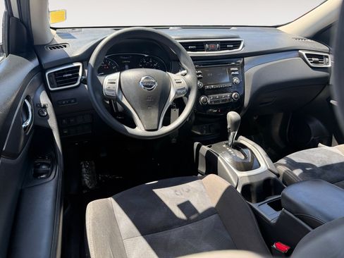 Used 2015 Nissan Rogue S FWD image 15
