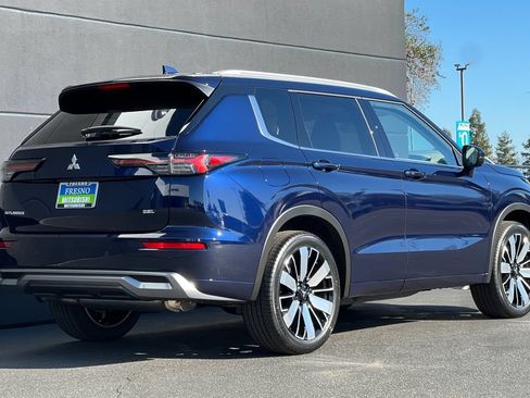 New 2026 Mitsubishi Outlander SEL FWD image 5