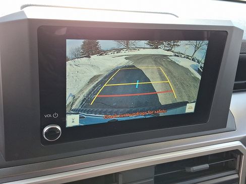 Used 2025 Toyota 4Runner SR5 image 17