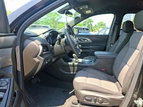 Certified 2023 Chevrolet Traverse LT FWD image 15