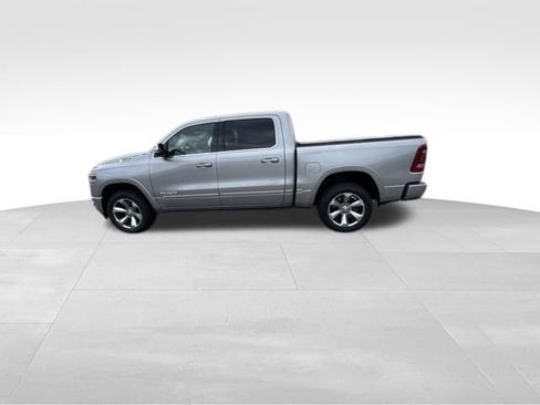 Used 2019 RAM 1500 Limited AWD/4WD image 11