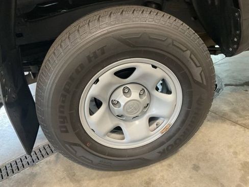 Used 2023 Toyota Tacoma SR AWD/4WD image 7