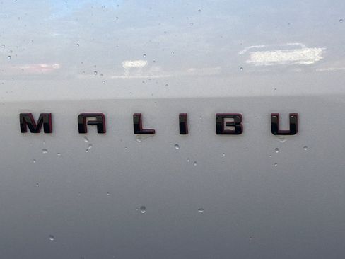 Used 2018 Chevrolet Malibu LT w/ Leather Package image 38