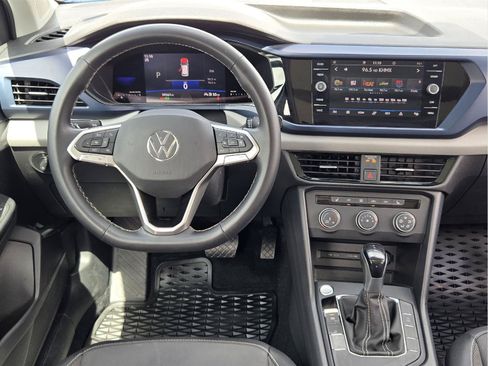 Used 2022 Volkswagen Taos SE FWD image 26