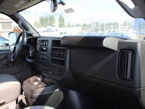 Used 2024 Chevrolet Express 3500 w/ Power Convenience Package image 23