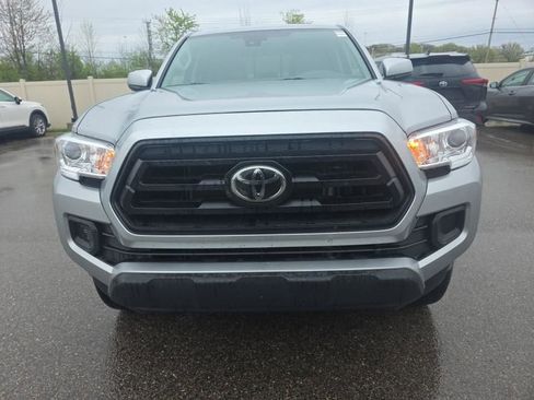 Used 2023 Toyota Tacoma SR AWD/4WD image 2