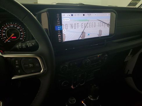 New 2025 Jeep Wrangler Sahara image 17