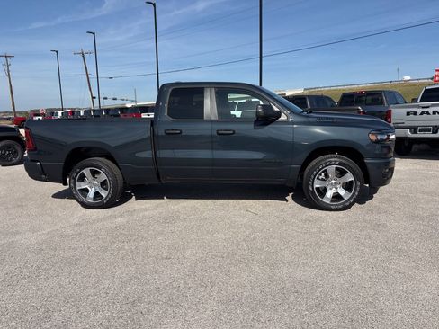 New 2026 RAM 1500 Express image 7